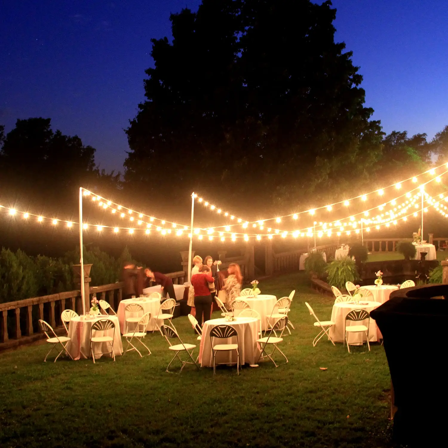 200FT Shatterproof Outdoor ST38 LED Globe String Lights with Bulbs - Image 4